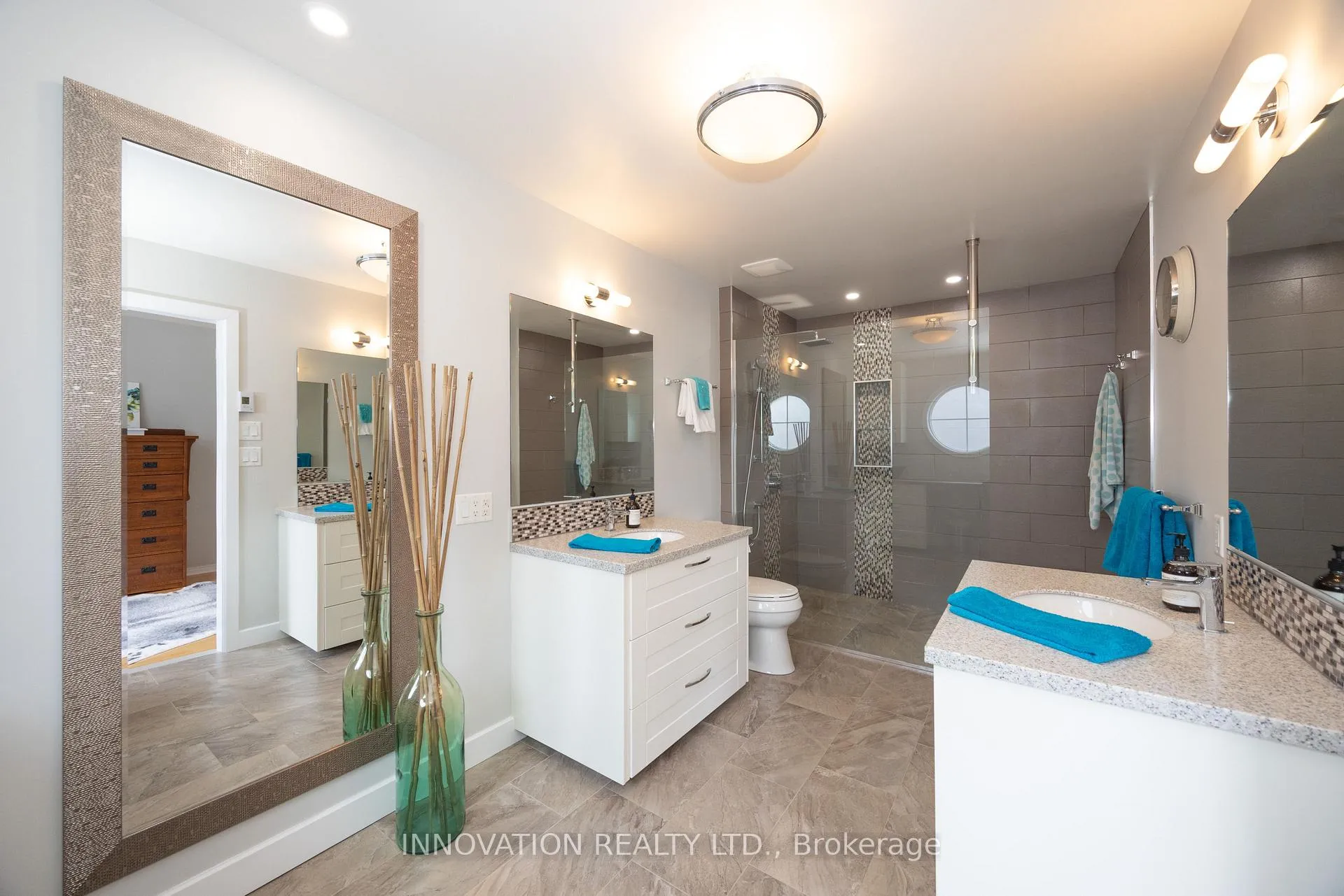 Photo 24 of 15 Whithorn Avenue, Ottawa, Kanata - Morgan's Grant/South March — HOMEH