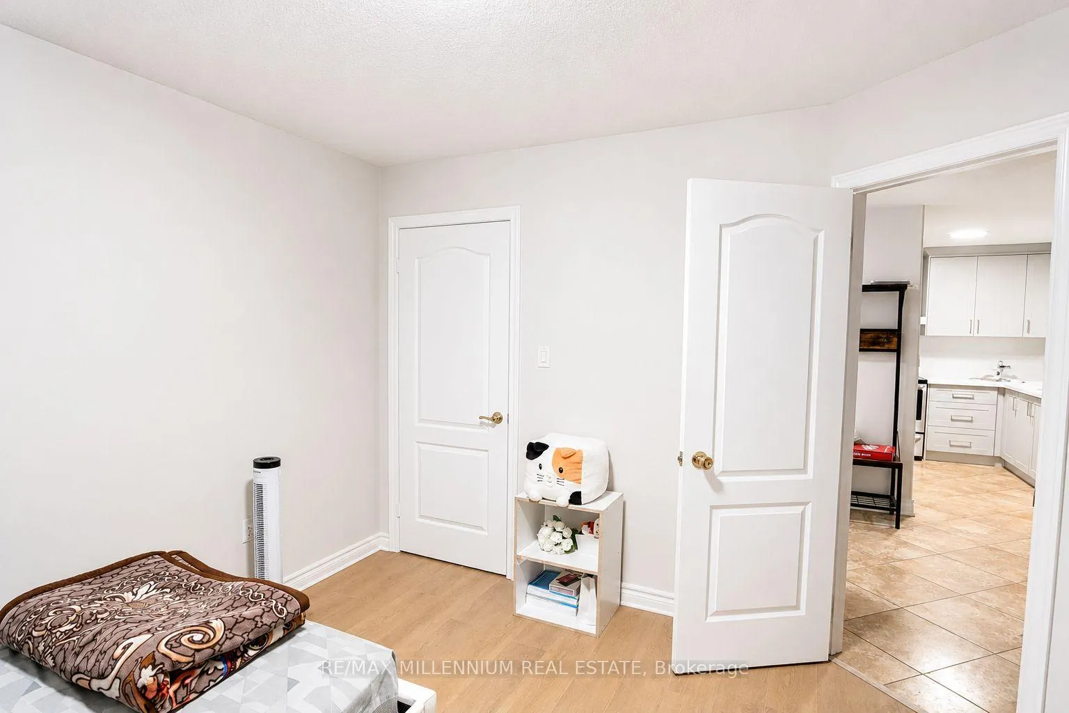 Photo 8 of 15 Quinlan Road, Barrie, Georgian Drive — HOMEH