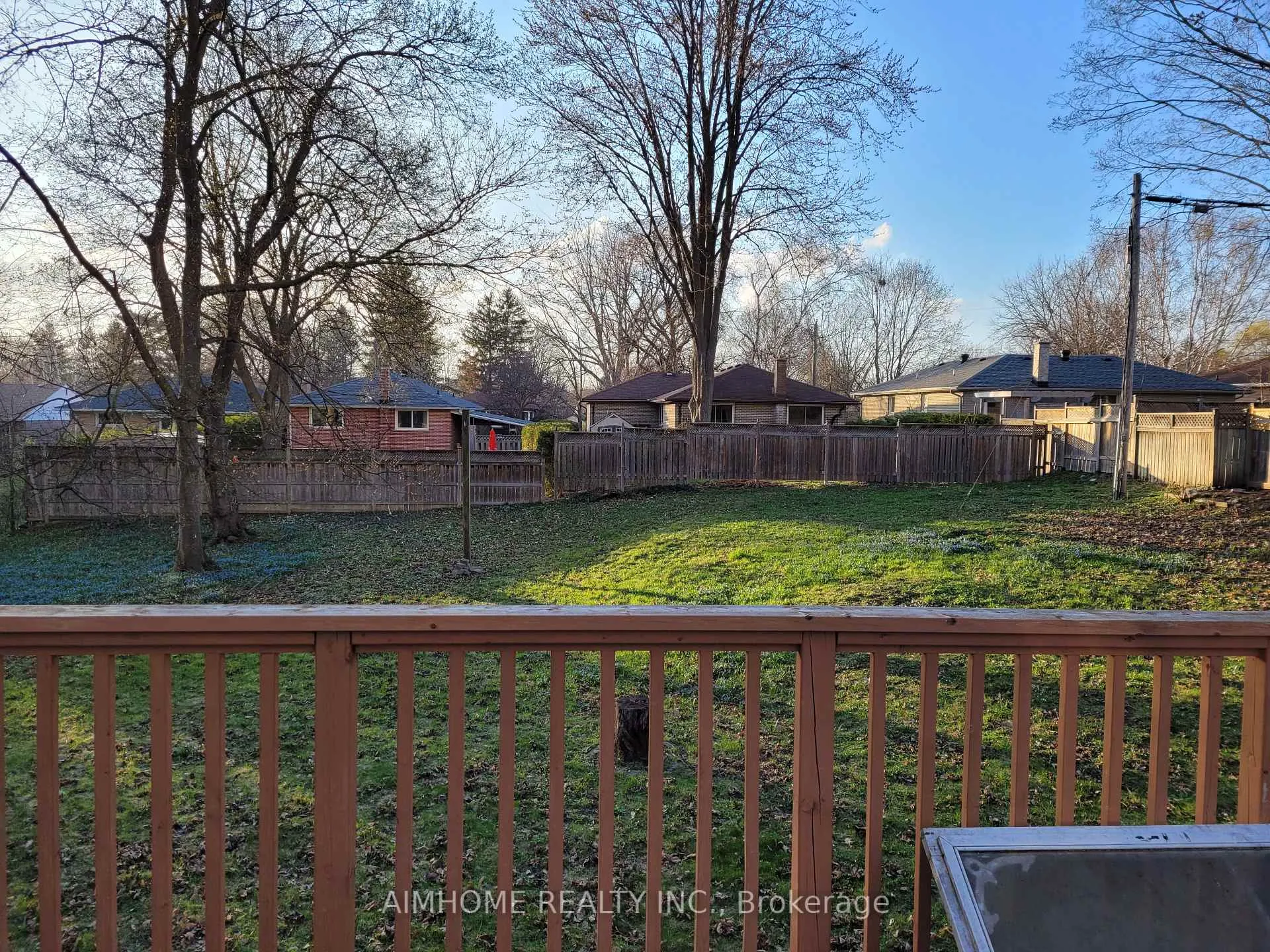 Photo 6 of 76 Penatang Street, Barrie, Codrington — HOMEH