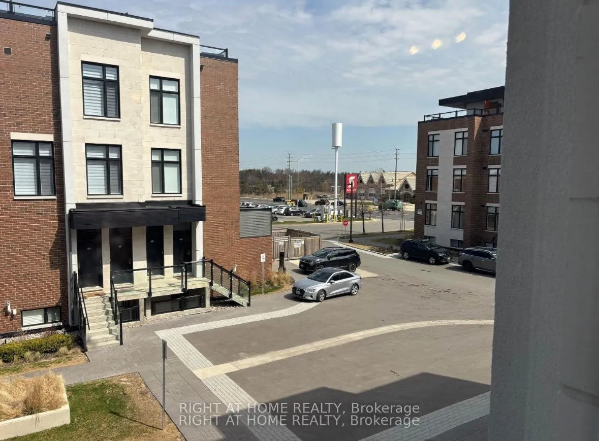 Photo 7 of Unit U228, 9570 Islington Avenue W, Vaughan, Sonoma Heights — HOMEH