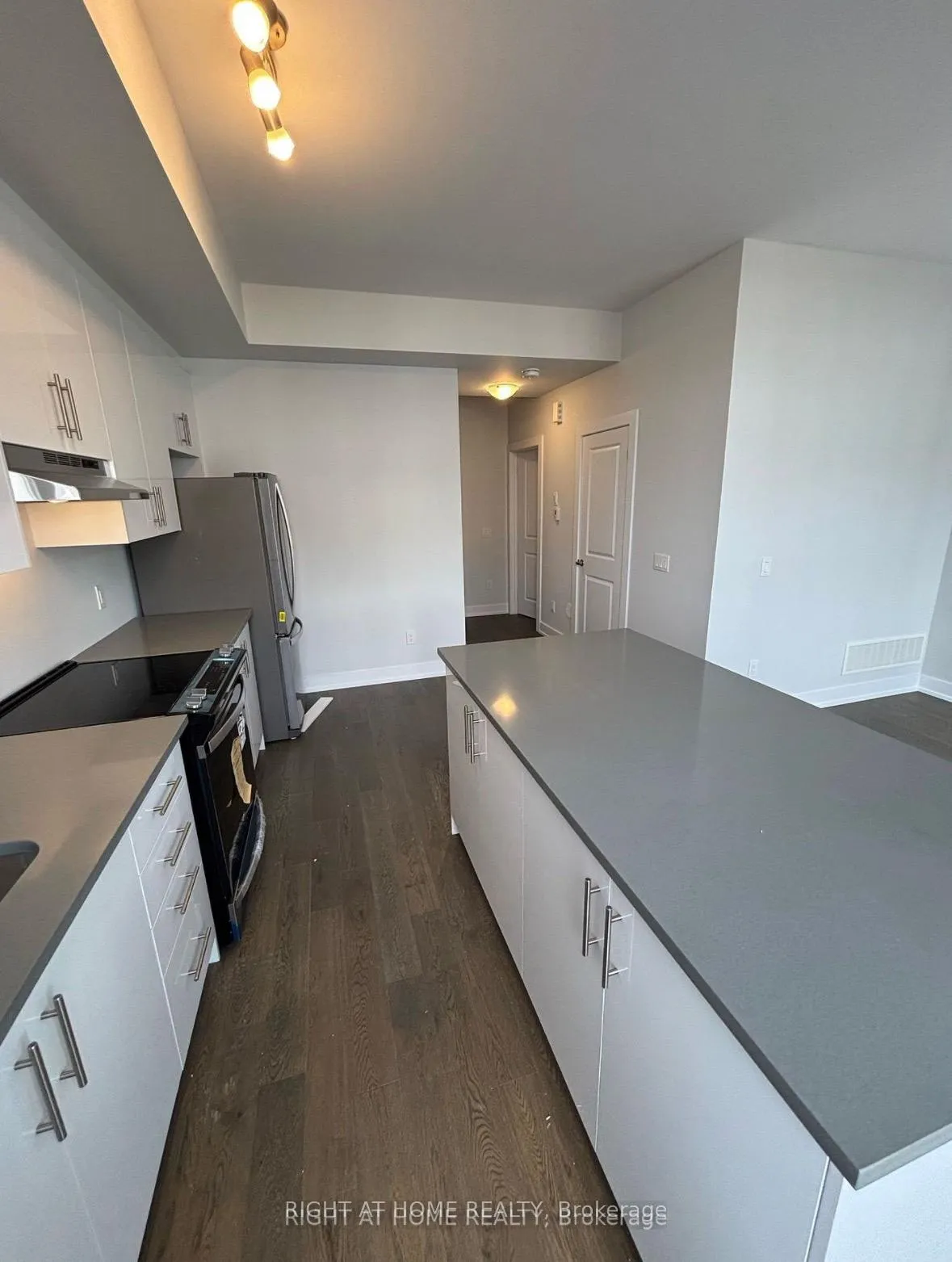 Photo 14 of Unit U228, 9570 Islington Avenue W, Vaughan, Sonoma Heights — HOMEH