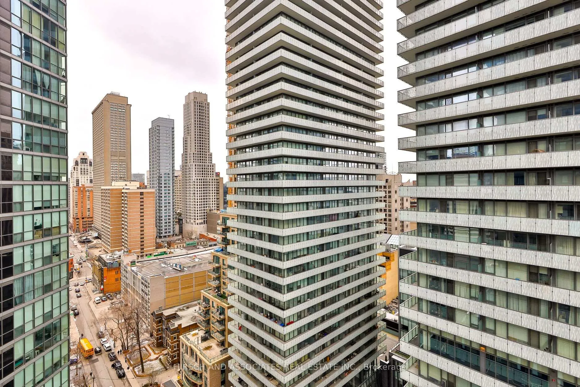 Photo 25 of Unit 1911, 55 Charles Street E, Toronto, Church-Yonge Corridor — HOMEH