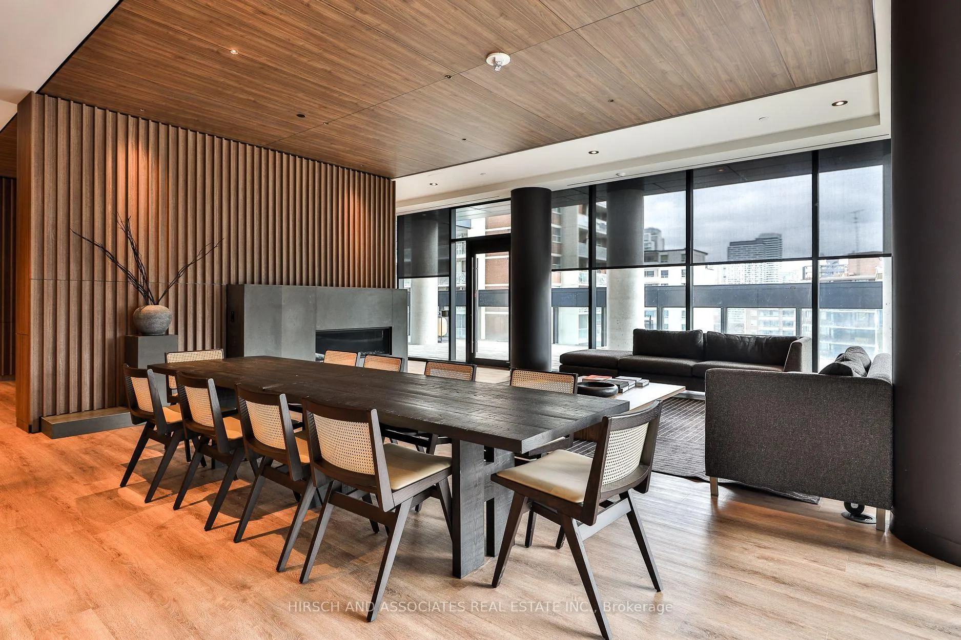 Photo 31 of Unit 1911, 55 Charles Street E, Toronto, Church-Yonge Corridor — HOMEH
