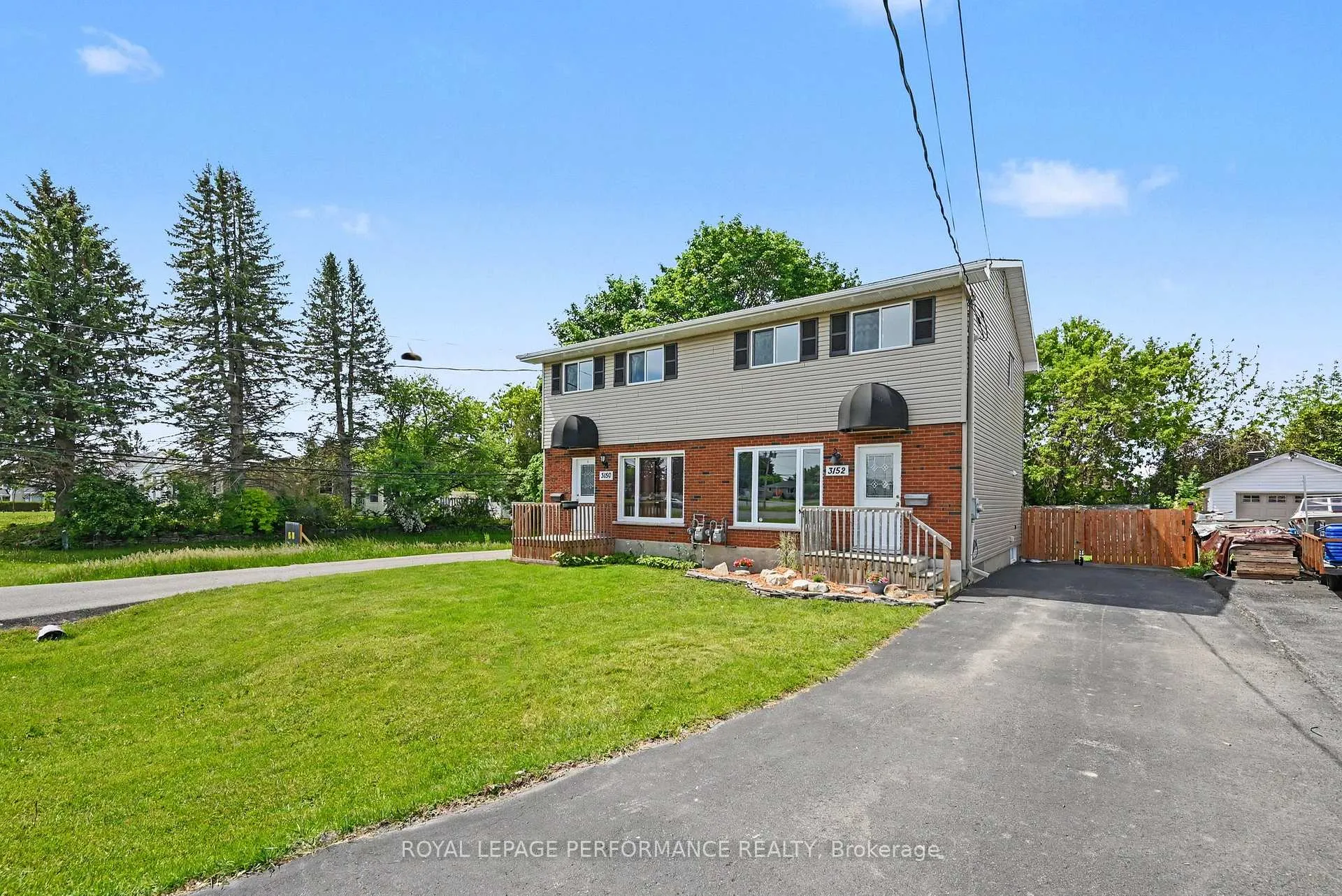 Photo 2 of 3152 Poirier Avenue, Cornwall — HOMEH