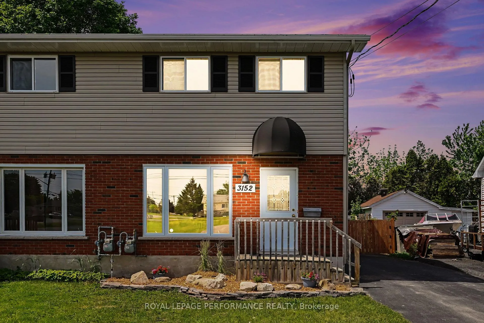 Photo 3 of 3152 Poirier Avenue, Cornwall — HOMEH