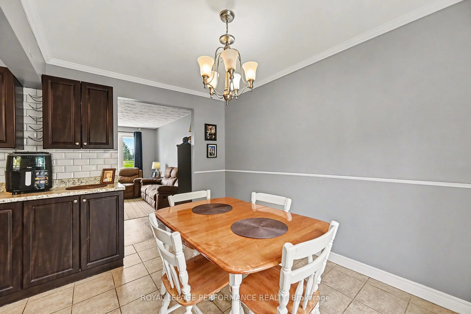 Photo 11 of 3152 Poirier Avenue, Cornwall — HOMEH