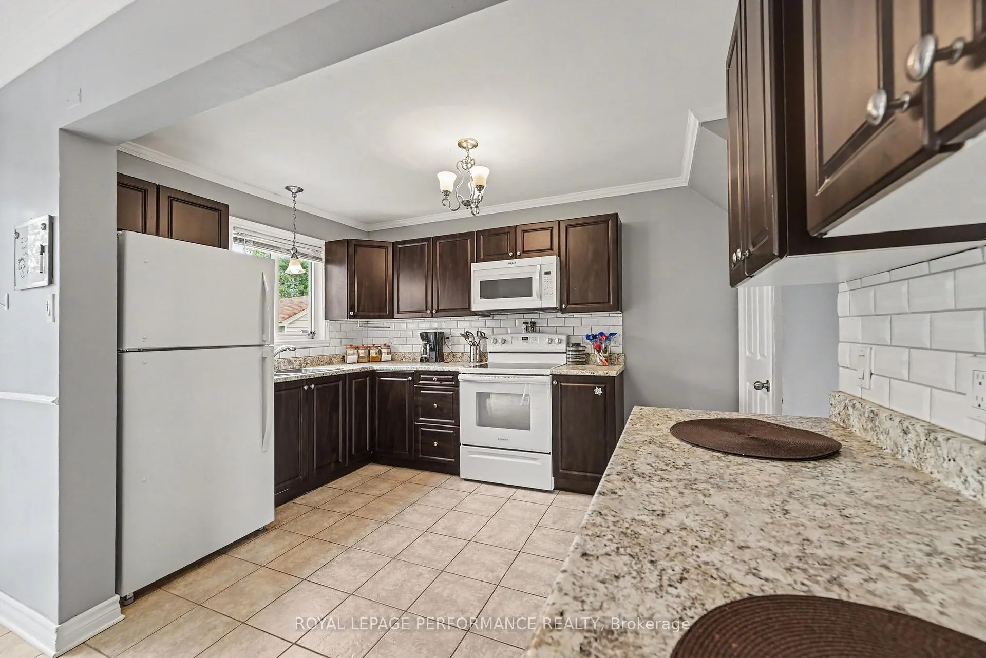 Photo 13 of 3152 Poirier Avenue, Cornwall — HOMEH