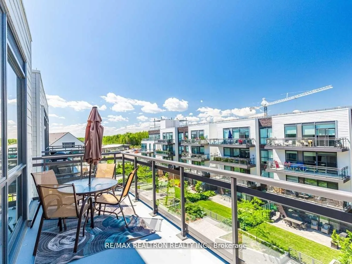 Front of Unit D429, 333 Sea Ray Avenue