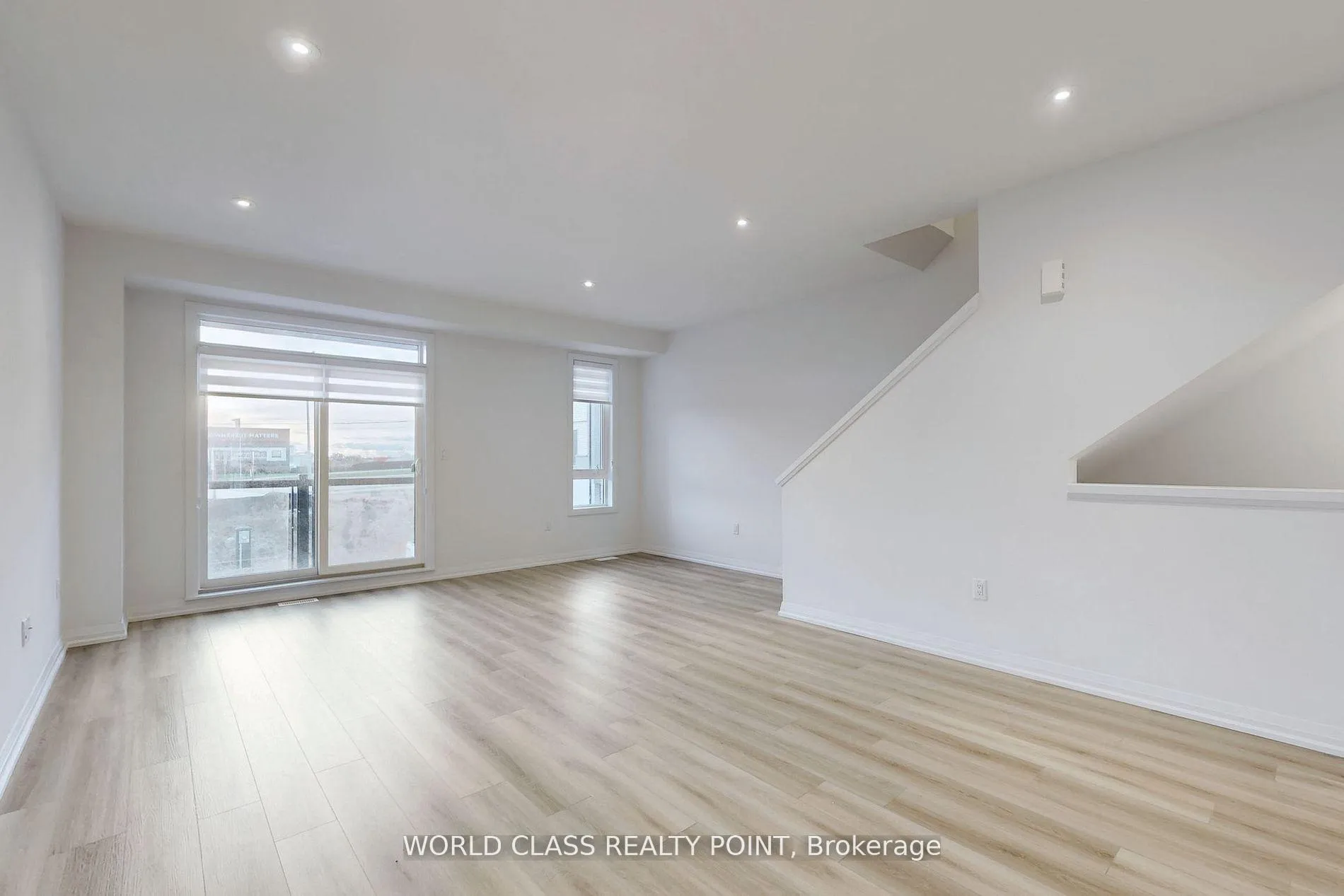Photo 11 of Unit 34, 55 Tom Brown Drive, Brant, Paris — HOMEH
