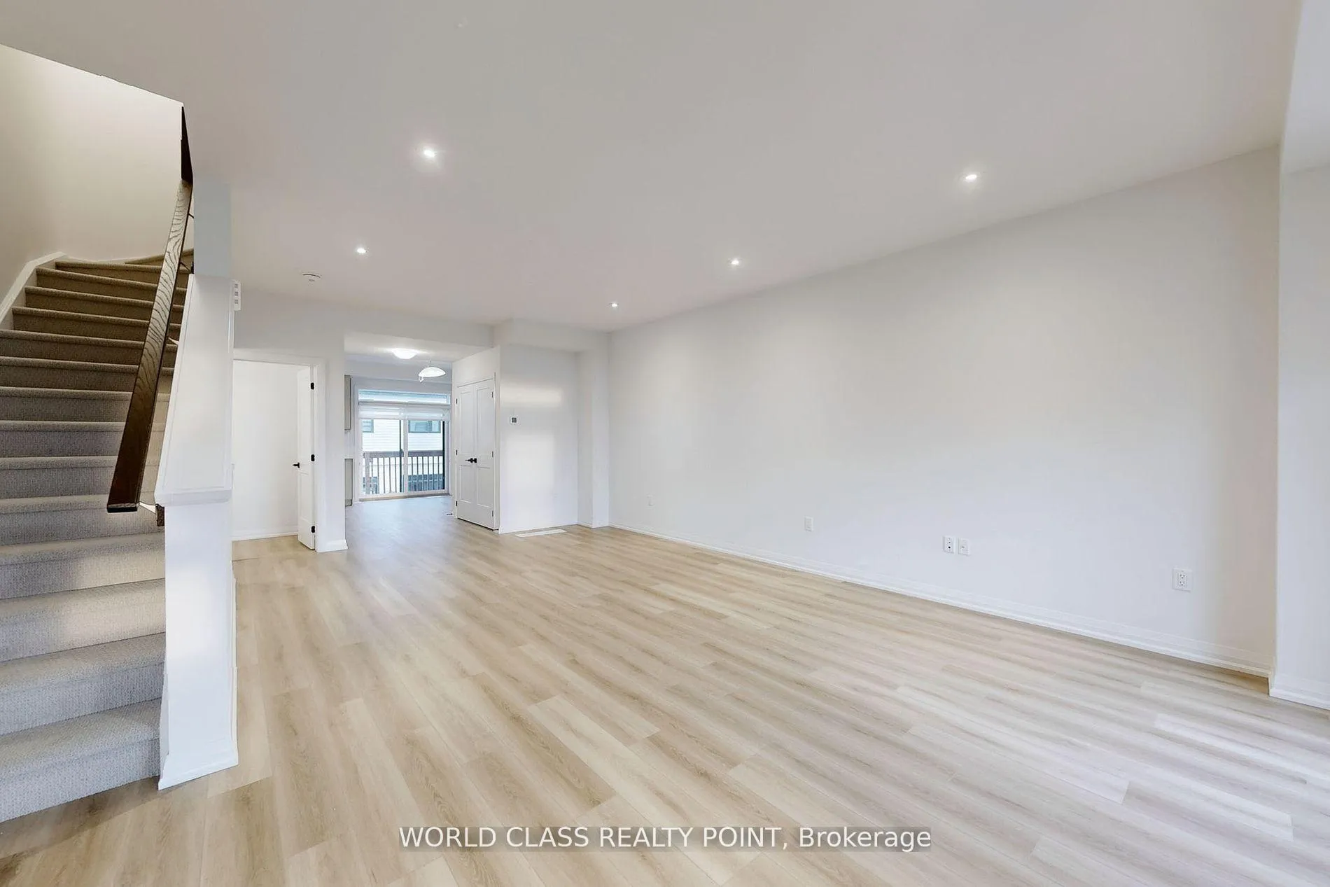 Photo 15 of Unit 34, 55 Tom Brown Drive, Brant, Paris — HOMEH