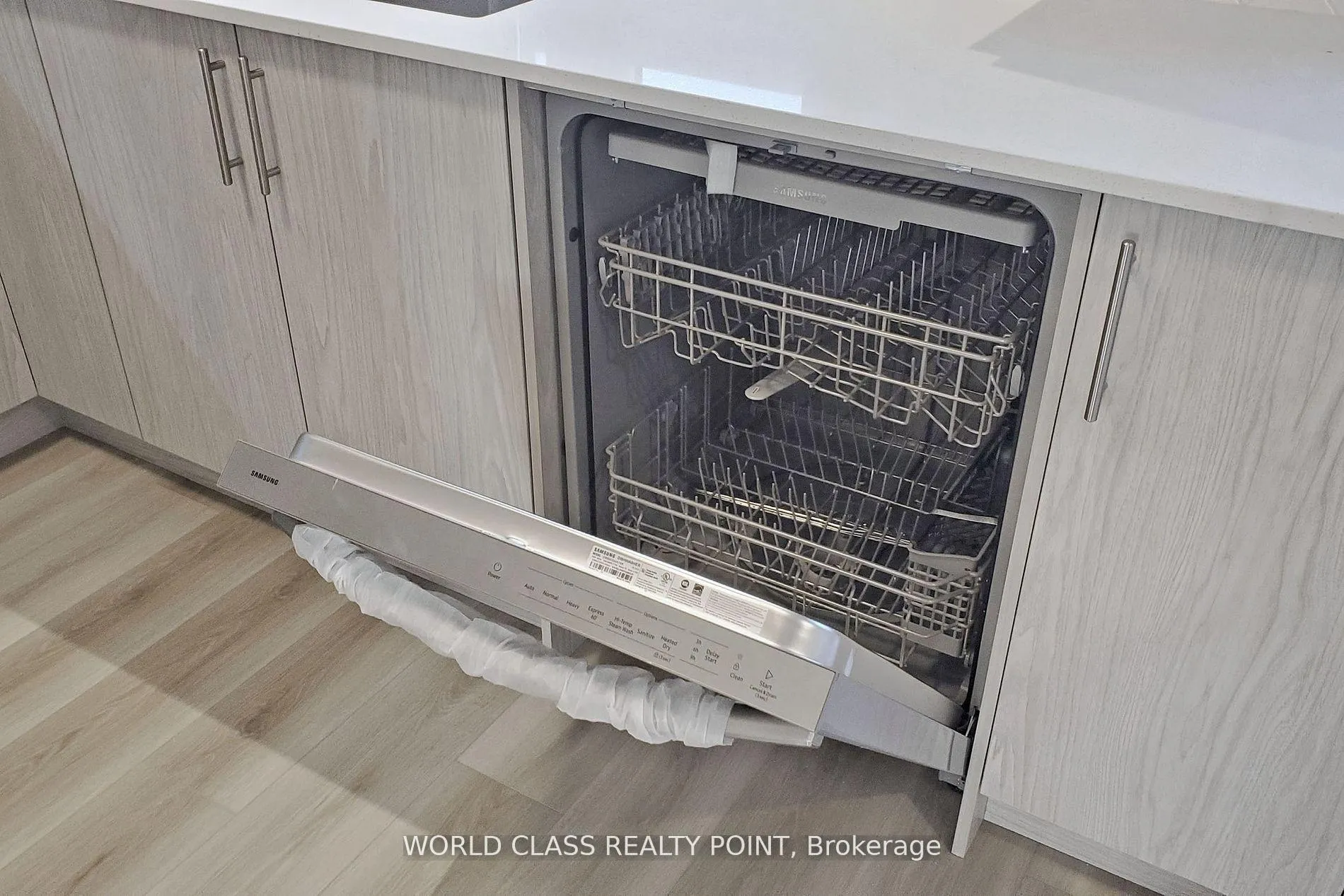 Photo 23 of Unit 34, 55 Tom Brown Drive, Brant, Paris — HOMEH