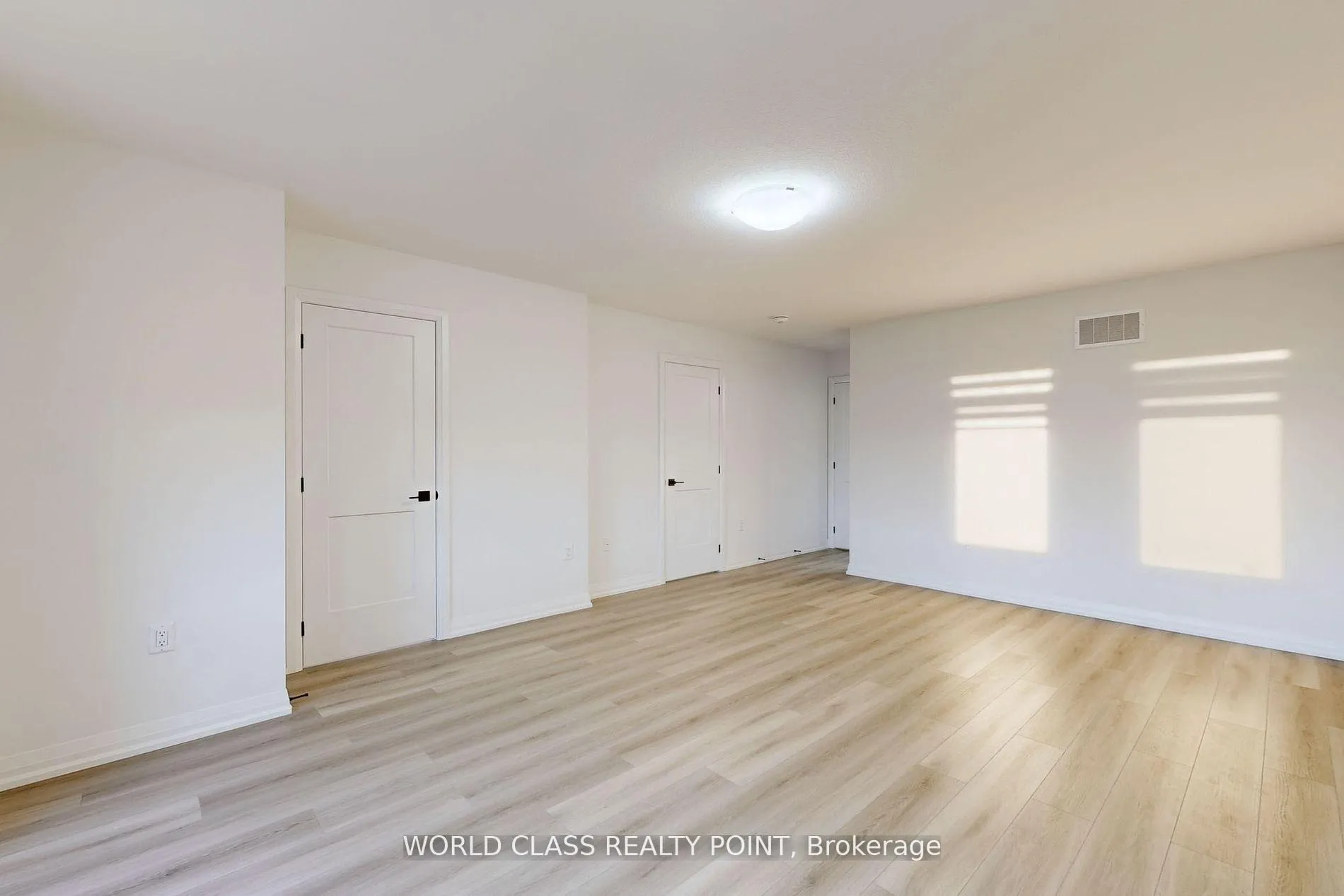 Photo 31 of Unit 34, 55 Tom Brown Drive, Brant, Paris — HOMEH