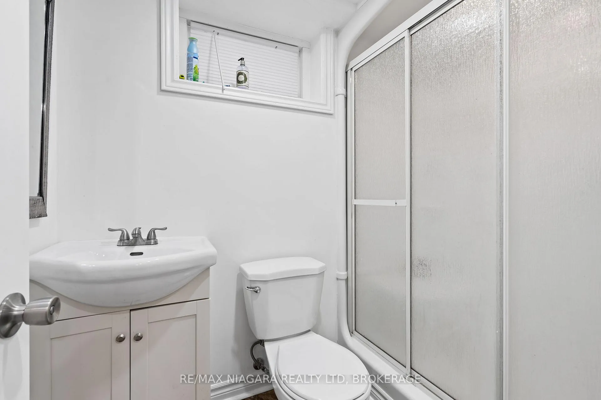 Photo 30 of 4 Tanner Circle, St. Catharines, Lakeshore — HOMEH