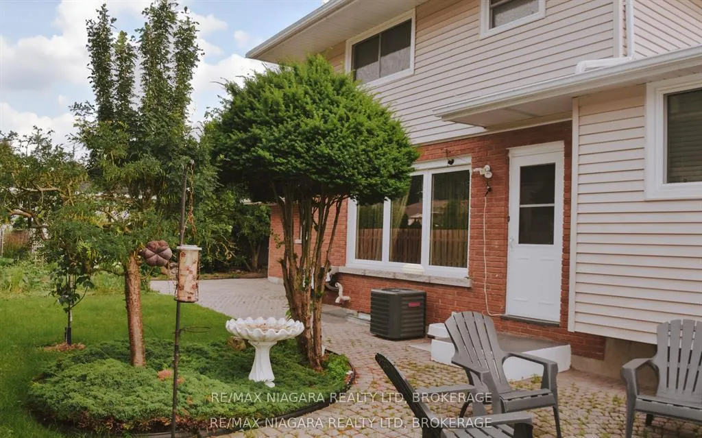 Photo 33 of 4 Tanner Circle, St. Catharines, Lakeshore — HOMEH