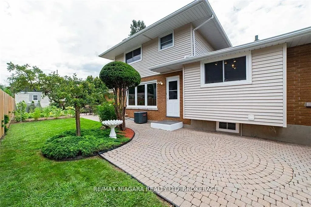 Photo 34 of 4 Tanner Circle, St. Catharines, Lakeshore — HOMEH