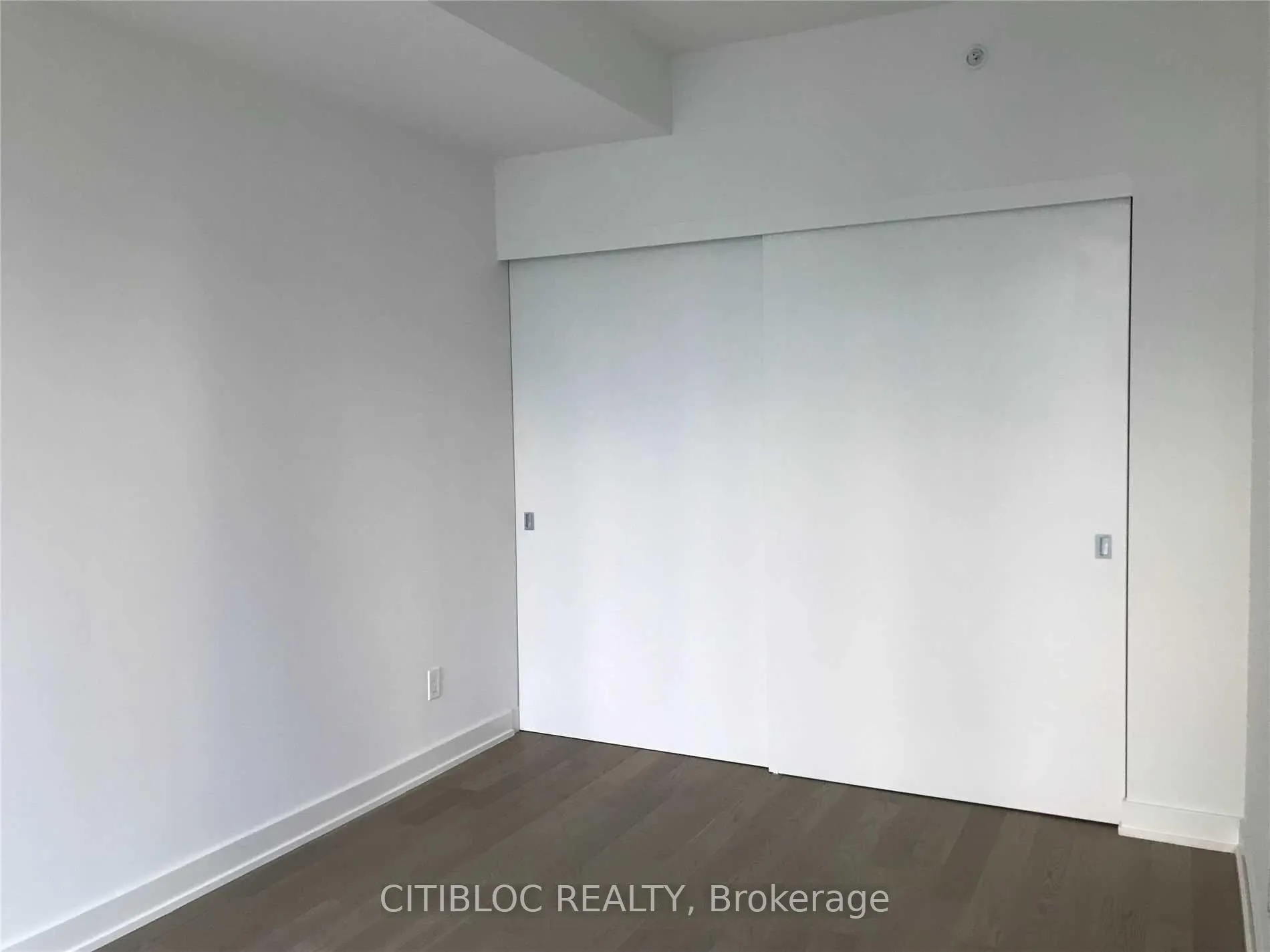 Photo 3 of Unit 2907, 25 Richmond Street E, Toronto, Church-Yonge Corridor — HOMEH