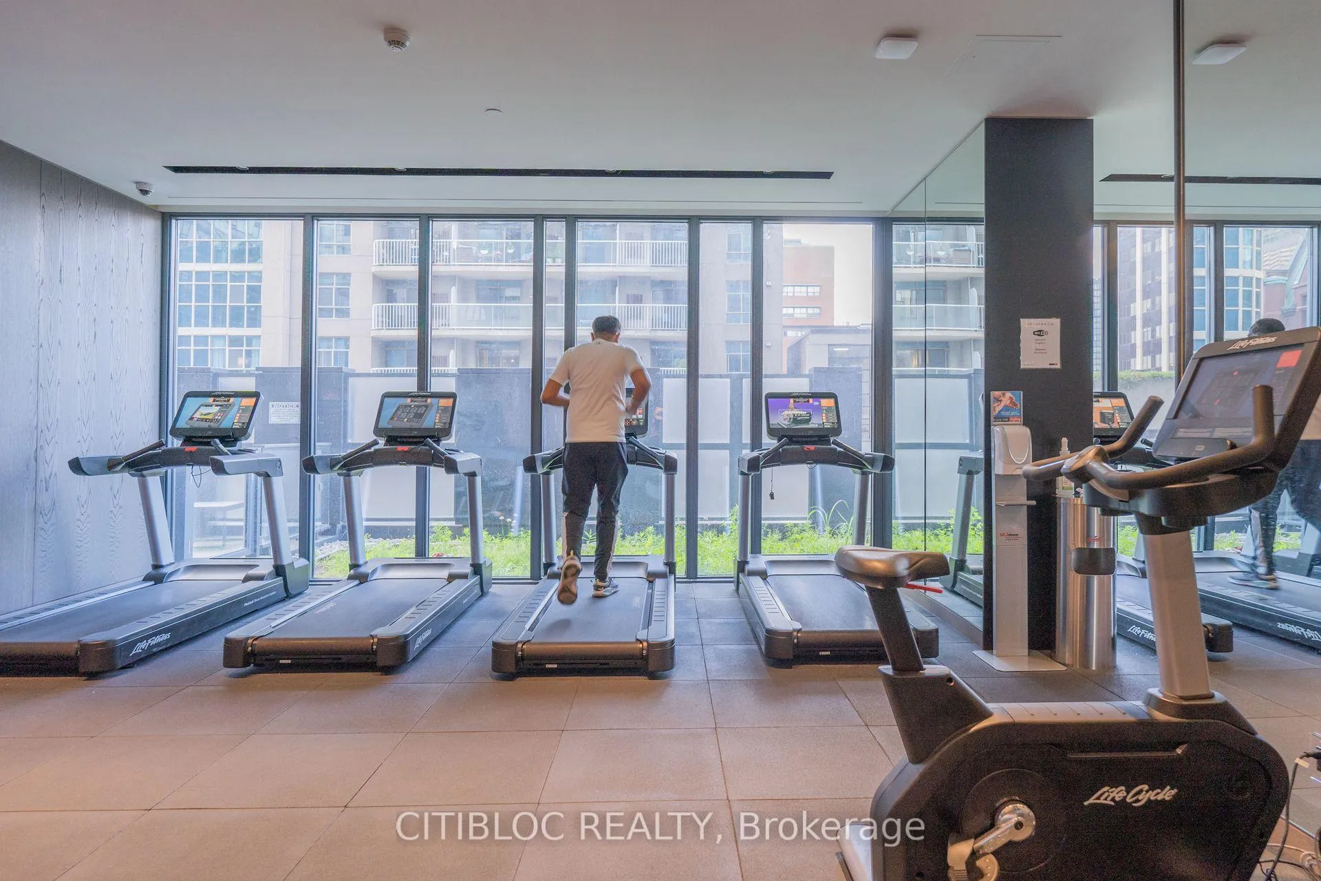 Photo 11 of Unit 2907, 25 Richmond Street E, Toronto, Church-Yonge Corridor — HOMEH