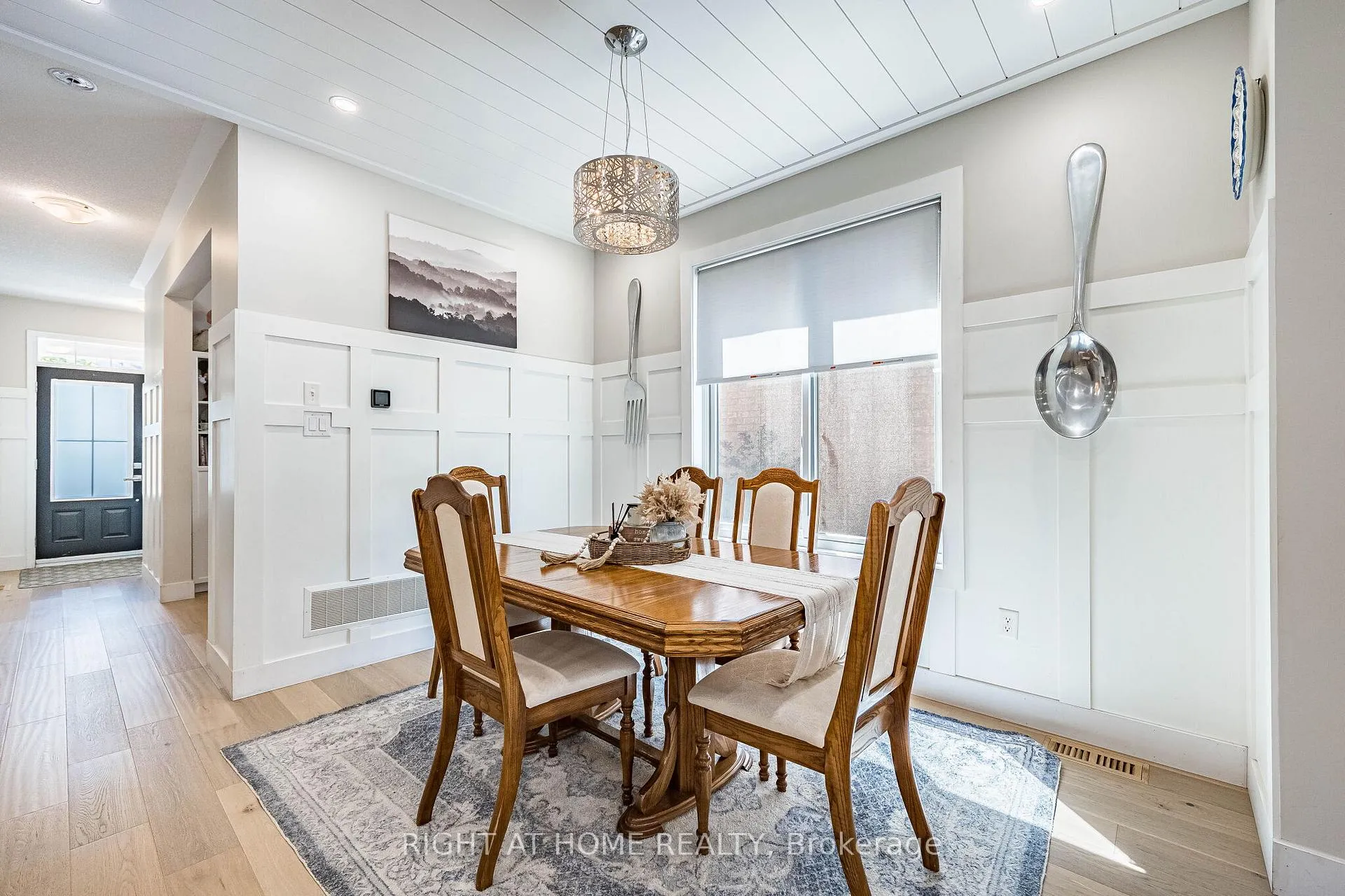 Photo 11 of 985 Seivert Place, Milton, Harrison — HOMEH