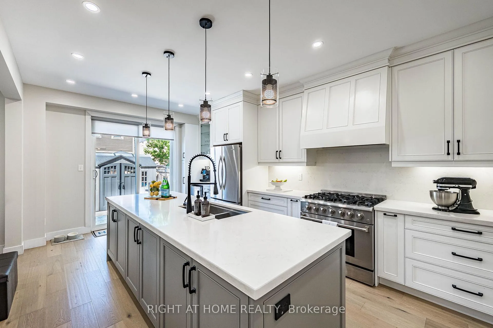 Photo 16 of 985 Seivert Place, Milton, Harrison — HOMEH