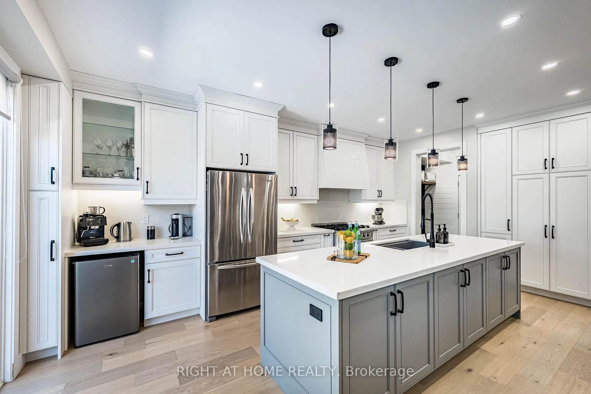 Photo 17 of 985 Seivert Place, Milton, Harrison — HOMEH