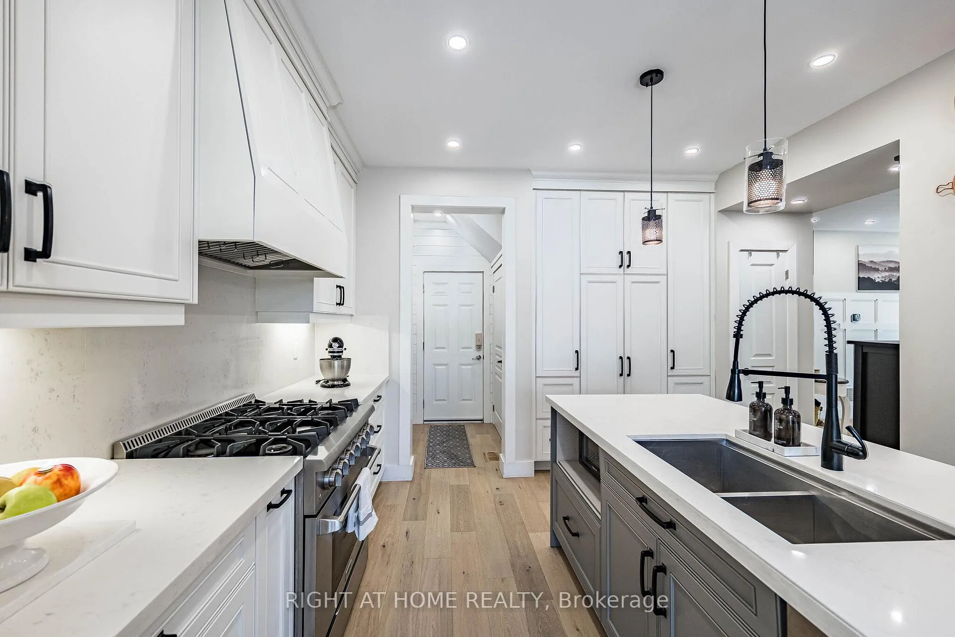 Photo 23 of 985 Seivert Place, Milton, Harrison — HOMEH