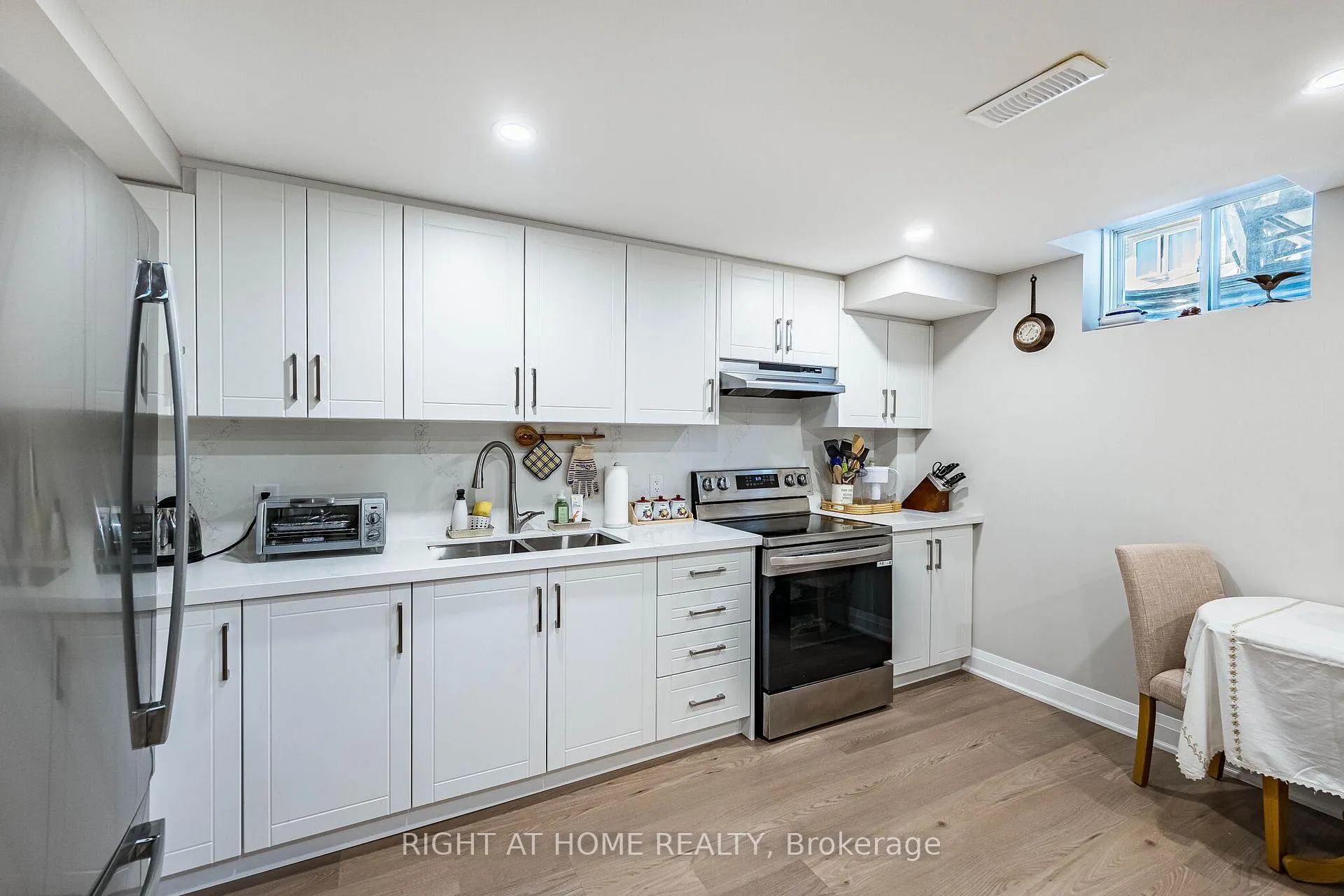 Photo 44 of 985 Seivert Place, Milton, Harrison — HOMEH