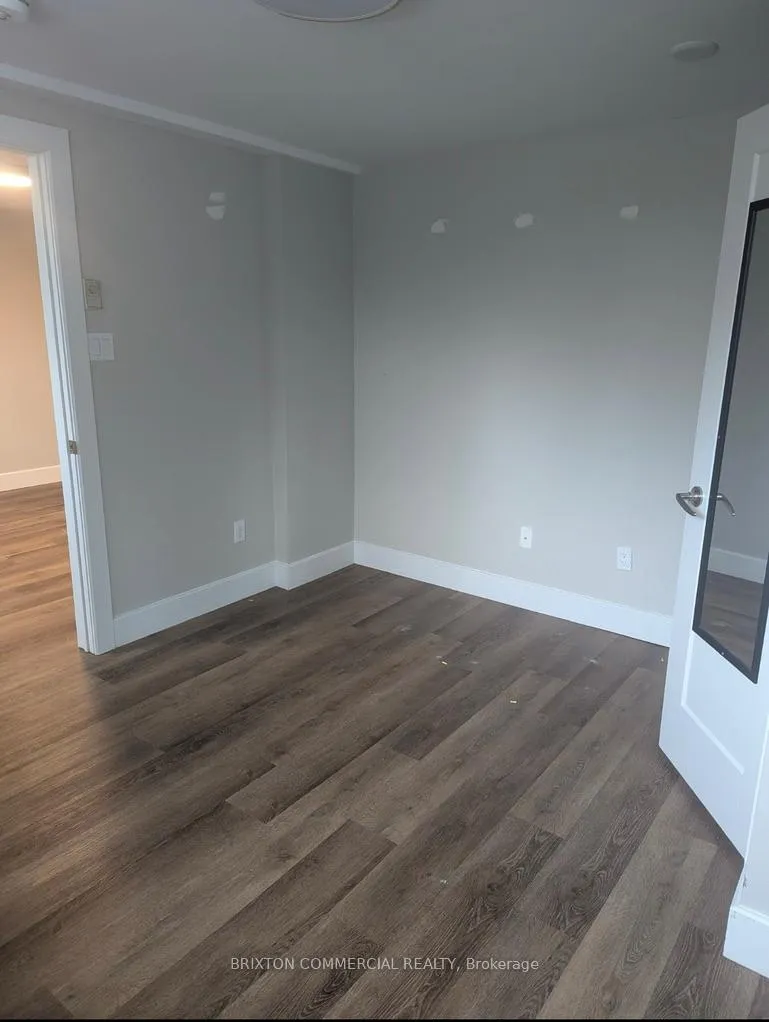 Photo 4 of Unit 100, 75 Elm Street, St. Thomas — HOMEH