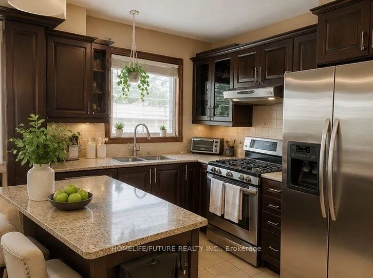 Photo 5 of Unit Upper, 214 Windsor Street, Oshawa, Donevan — HOMEH