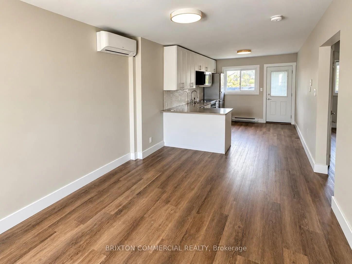 Photo 5 of Unit 5, 75 Elm Street, St. Thomas — HOMEH