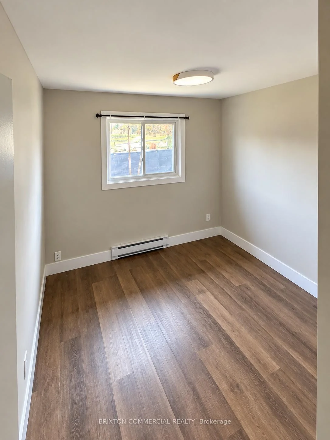 Photo 7 of Unit 5, 75 Elm Street, St. Thomas — HOMEH