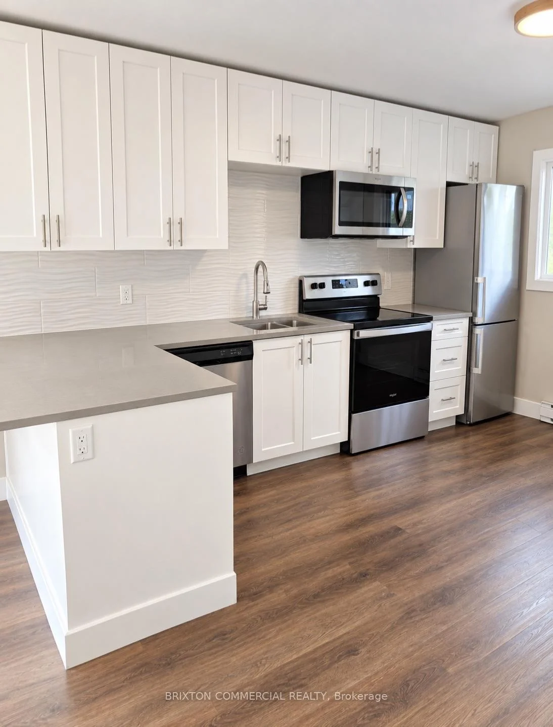 Photo 11 of Unit 5, 75 Elm Street, St. Thomas — HOMEH