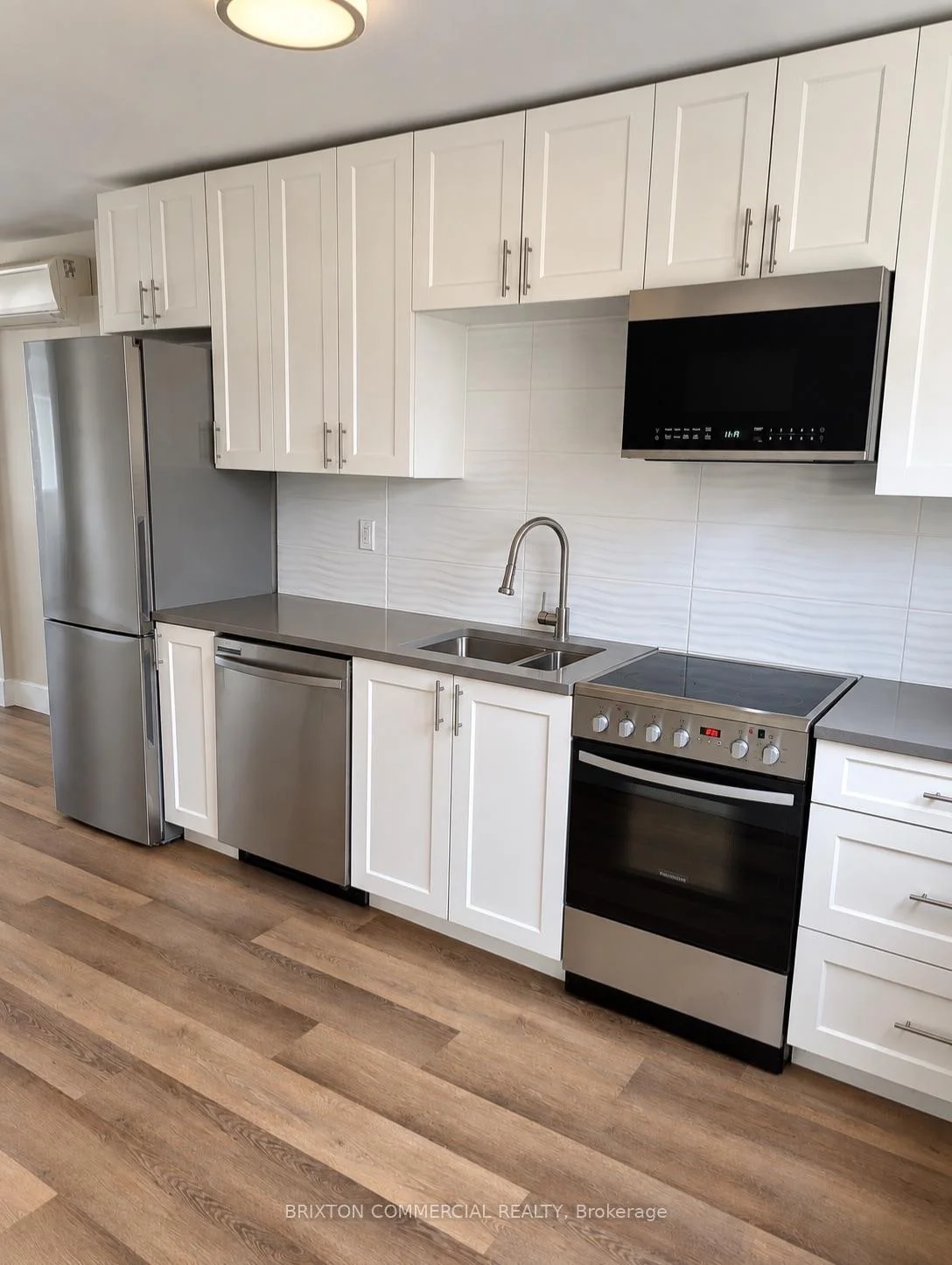 Photo 16 of Unit 303, 75 Elm Street, St. Thomas — HOMEH
