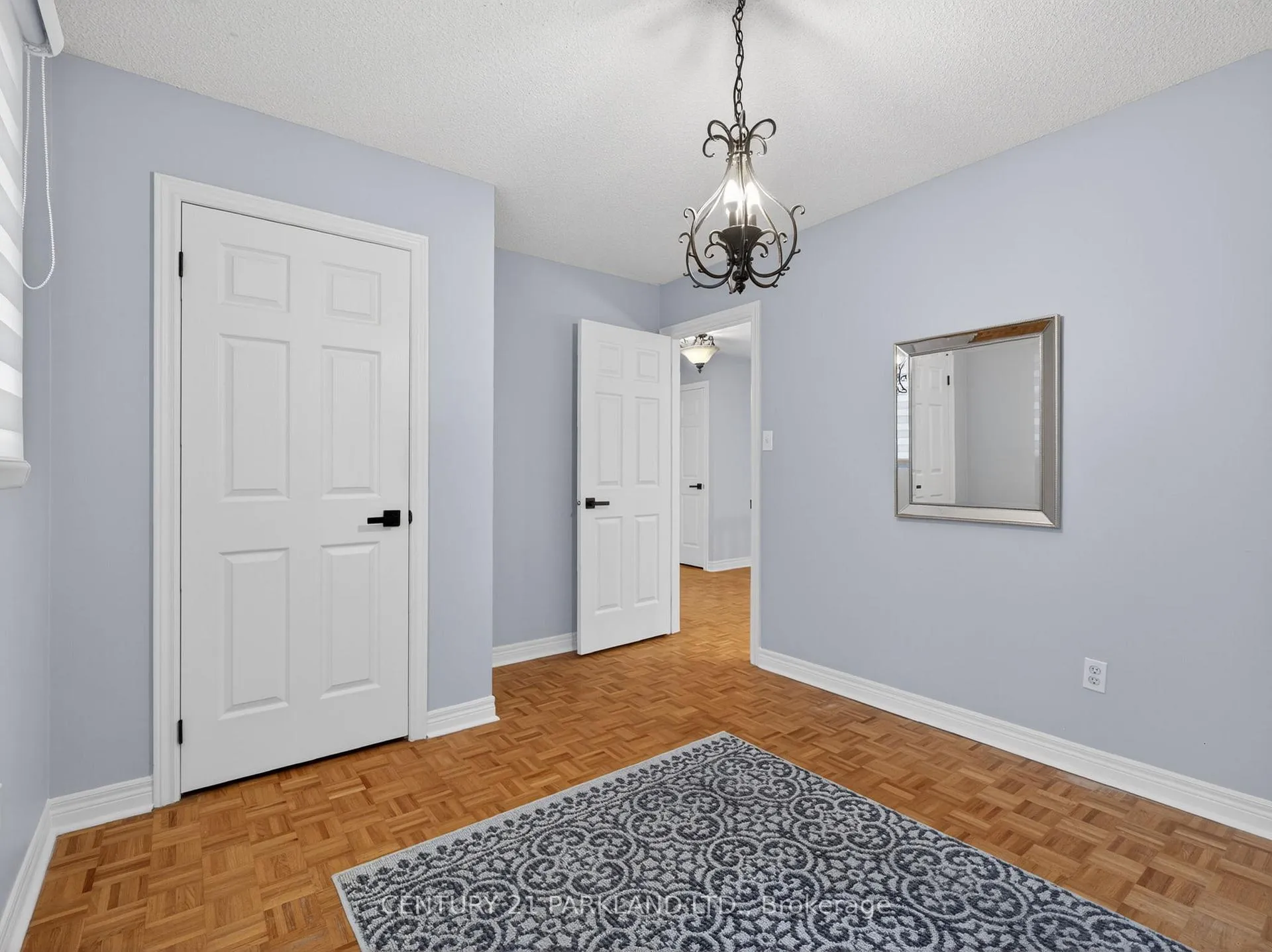 Photo 10 of 50 Esposito Drive, Caledon, Bolton East — HOMEH