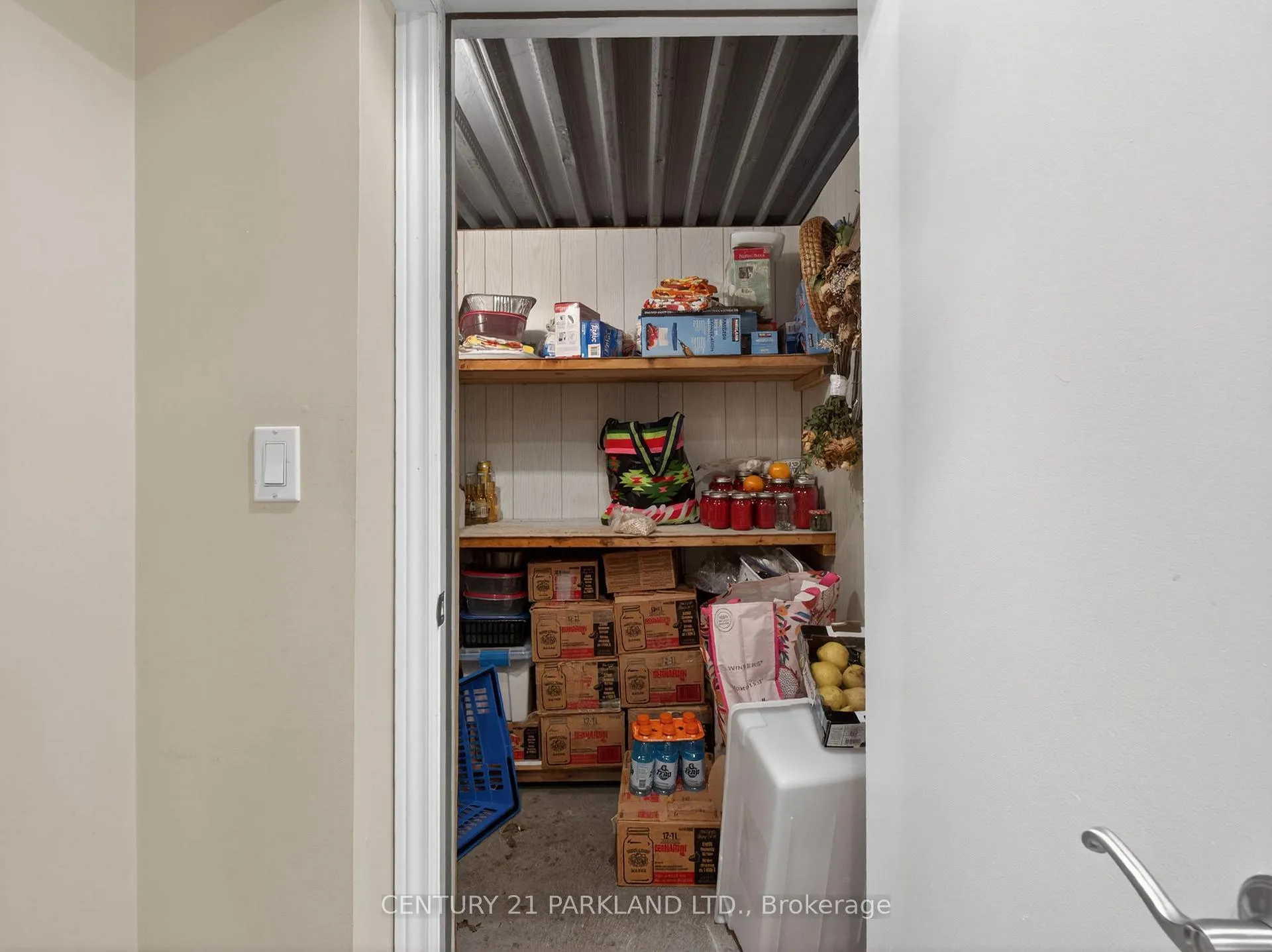 Photo 17 of 50 Esposito Drive, Caledon, Bolton East — HOMEH