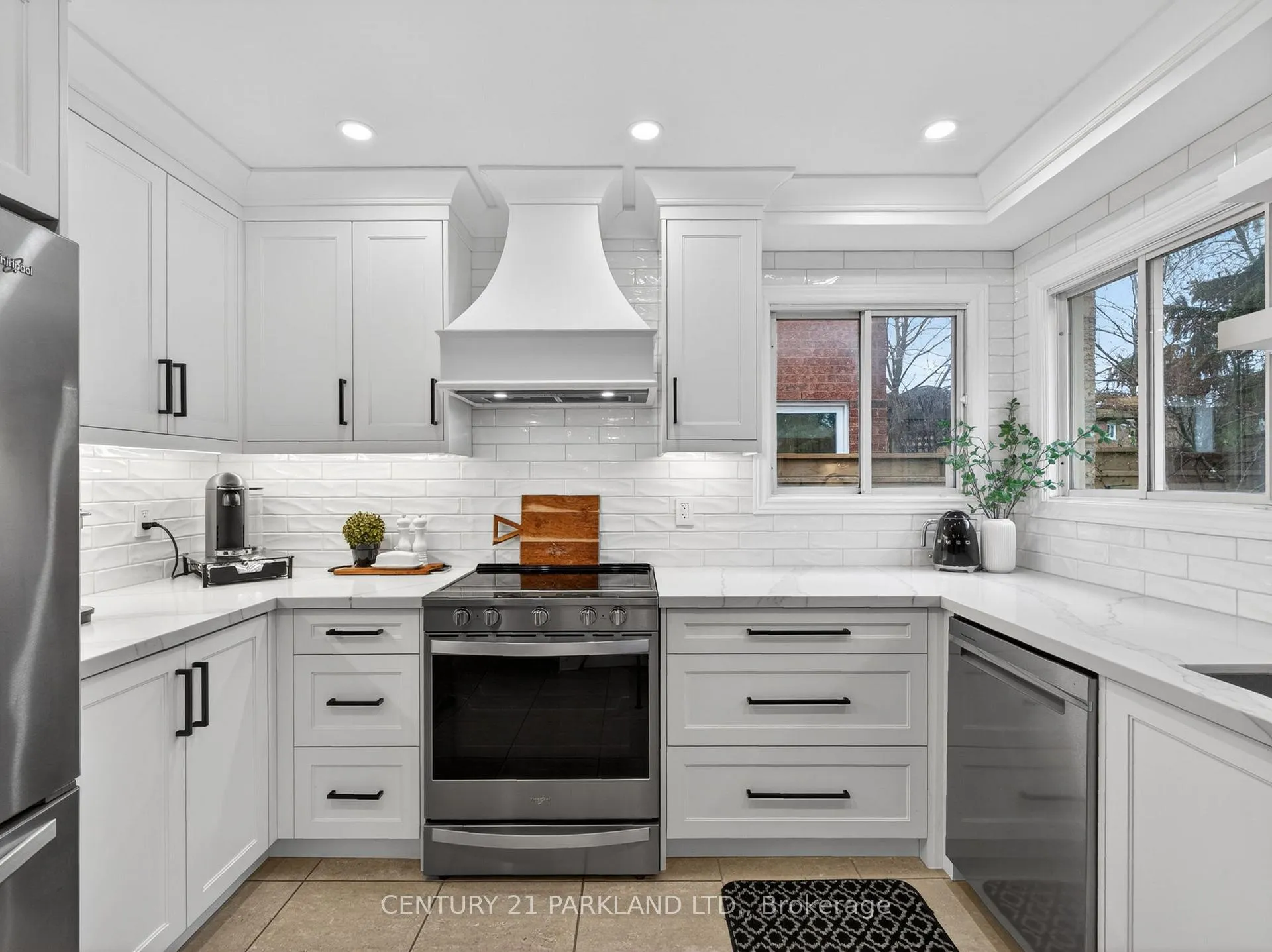 Photo 32 of 50 Esposito Drive, Caledon, Bolton East — HOMEH