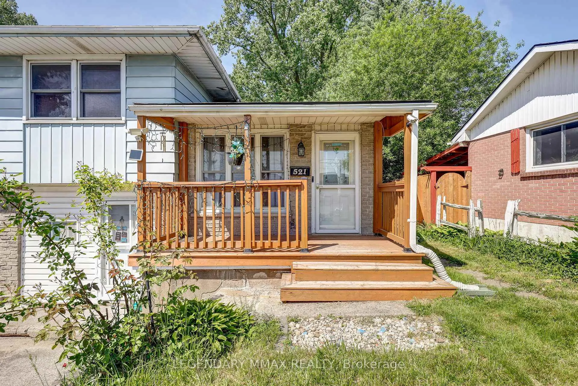 Photo 2 of 521 Clarke Road, London, East H — HOMEH