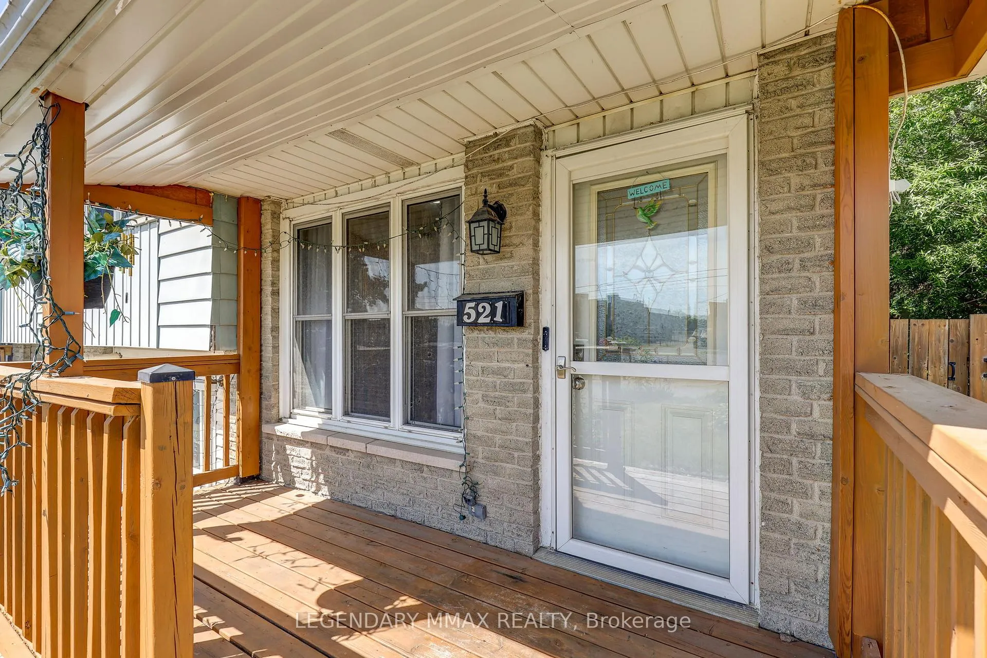 Photo 4 of 521 Clarke Road, London, East H — HOMEH
