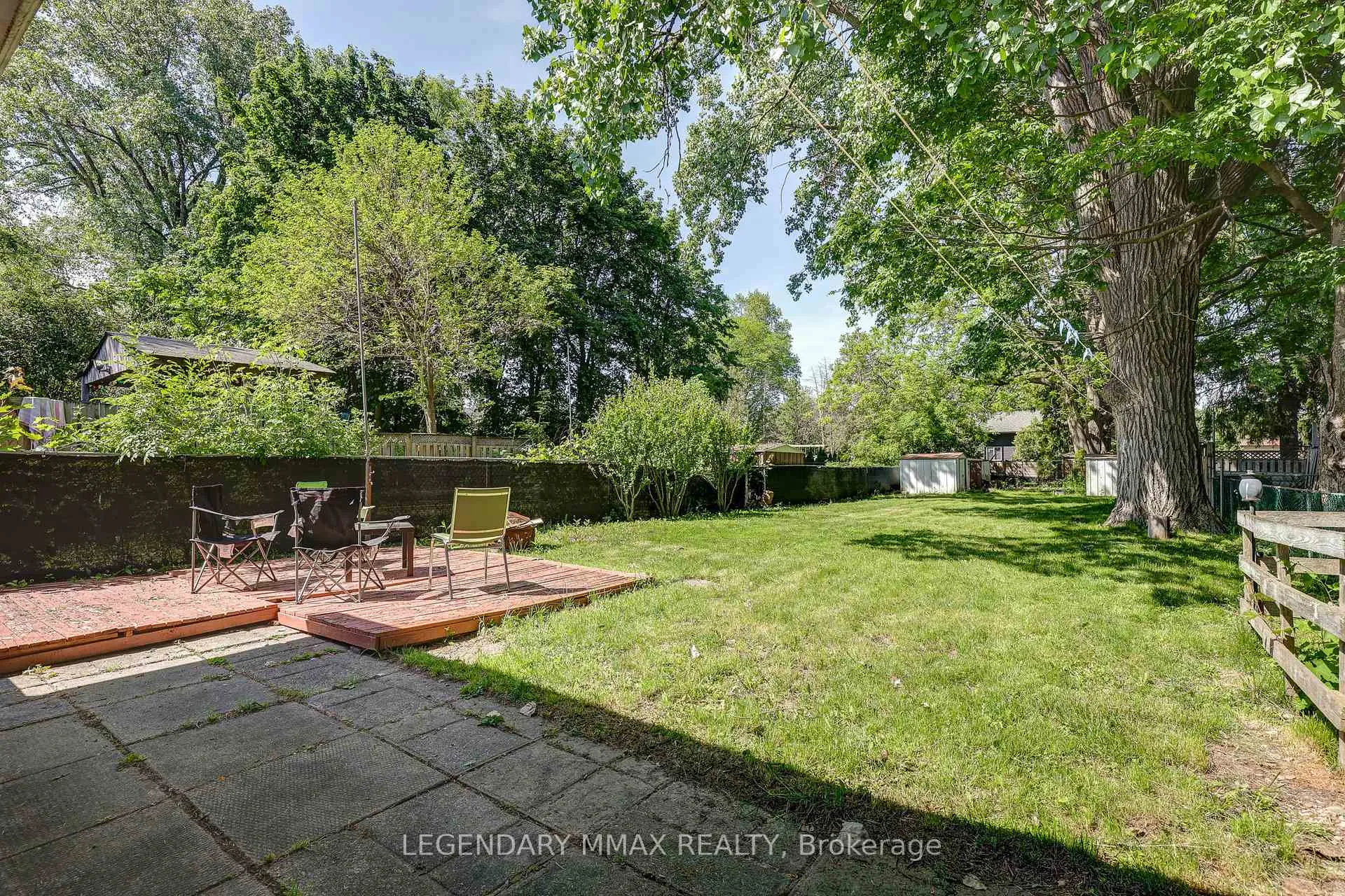 Photo 13 of 521 Clarke Road, London, East H — HOMEH
