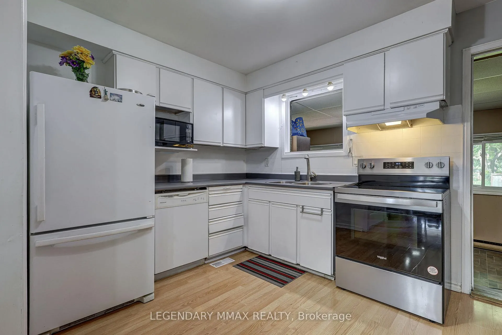 Photo 27 of 521 Clarke Road, London, East H — HOMEH