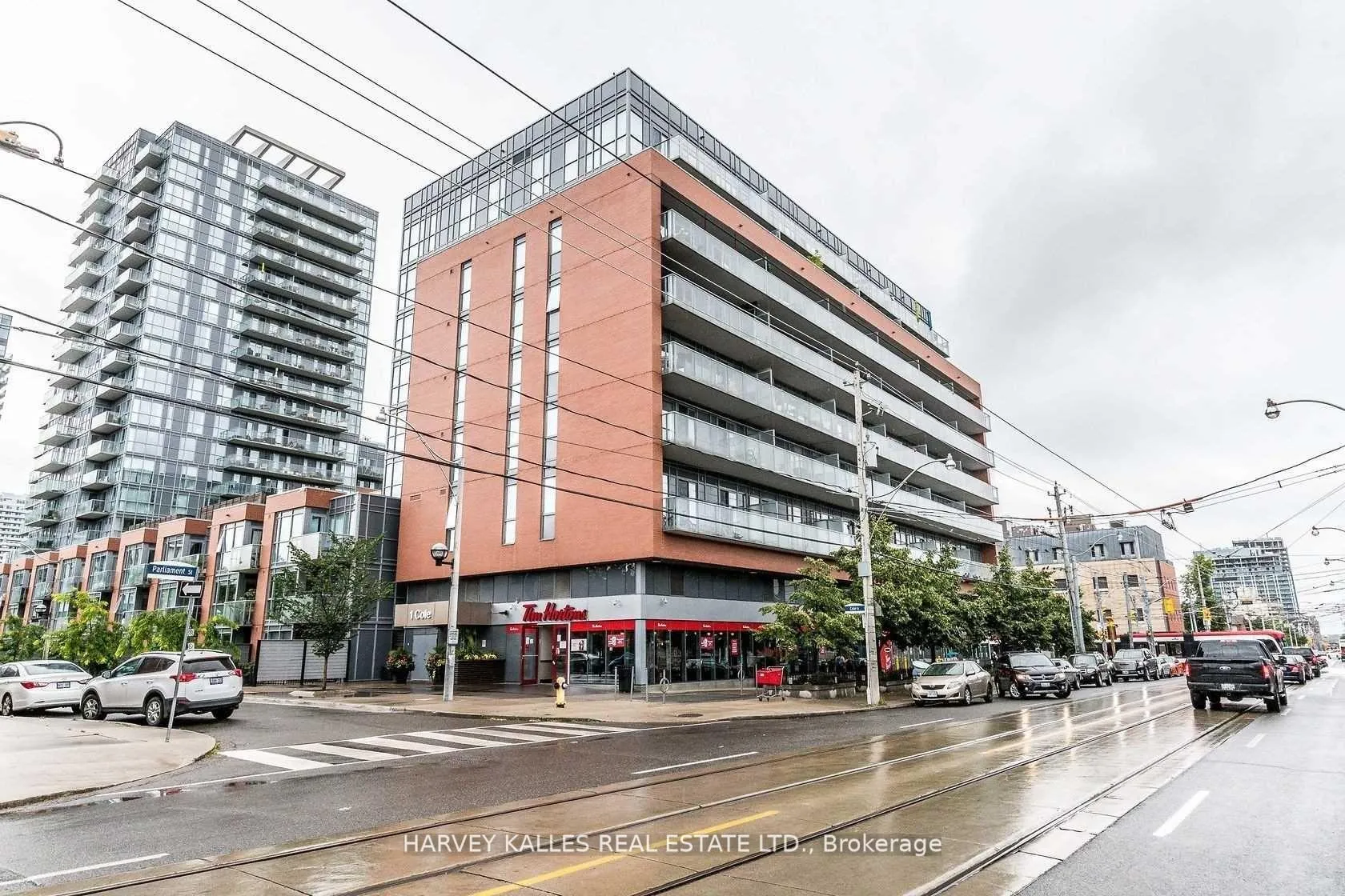 Front of Unit 905, 1 Cole Street