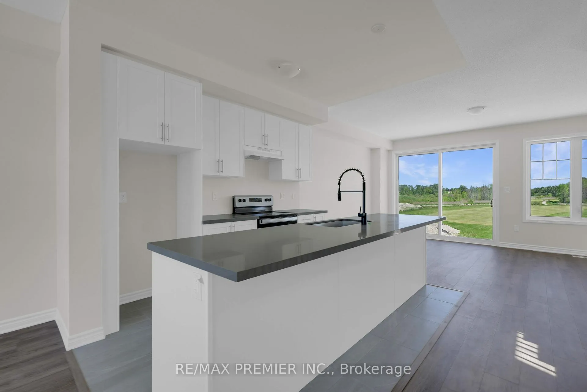 Photo 25 of 25 Sama Way, Wasaga Beach — HOMEH