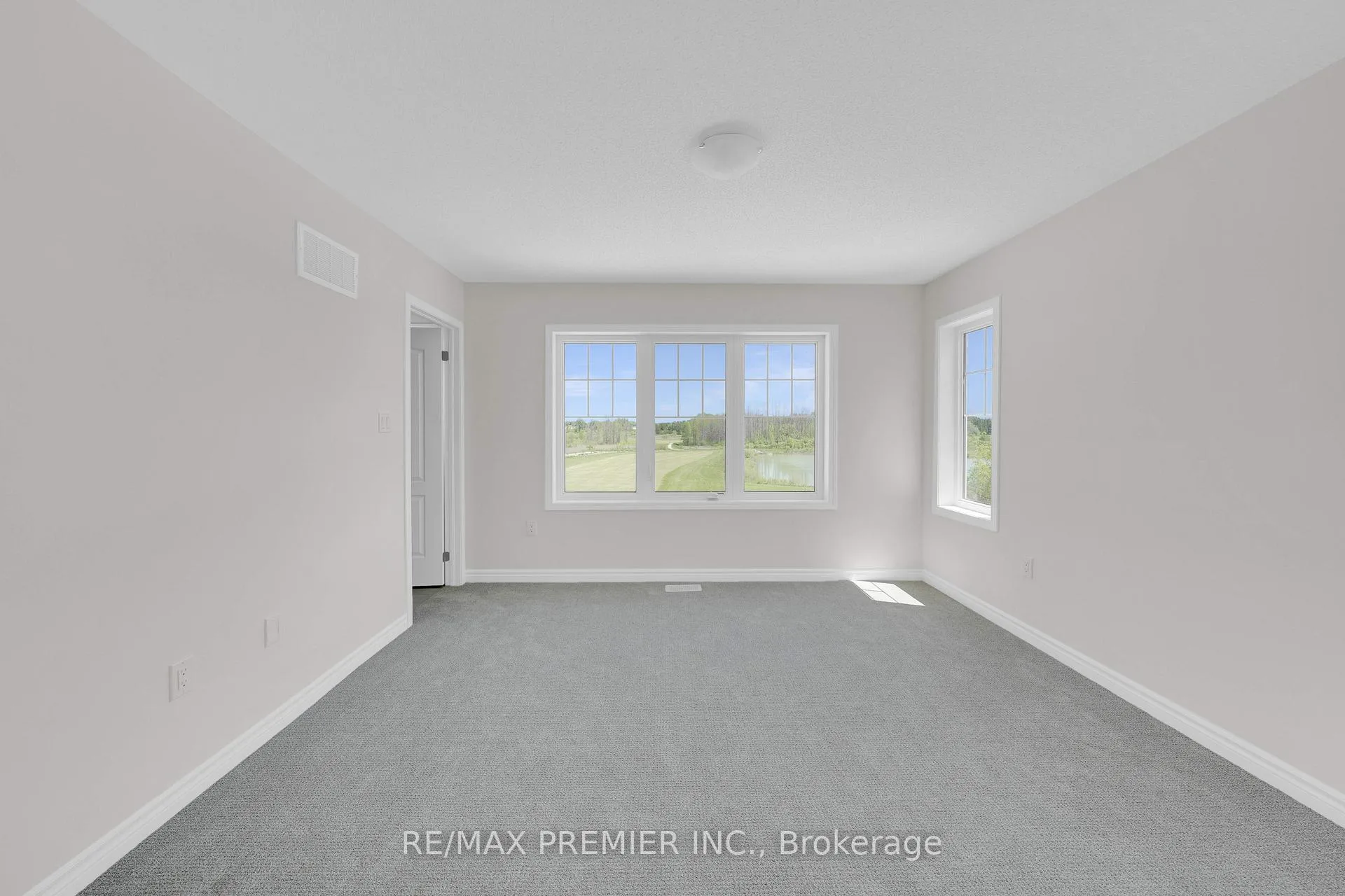 Photo 33 of 25 Sama Way, Wasaga Beach — HOMEH