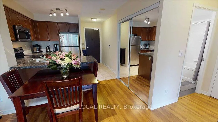 Photo 5 of Unit 701, 3 Michael Power Place, Etobicoke, Islington-City Centre West — HOMEH