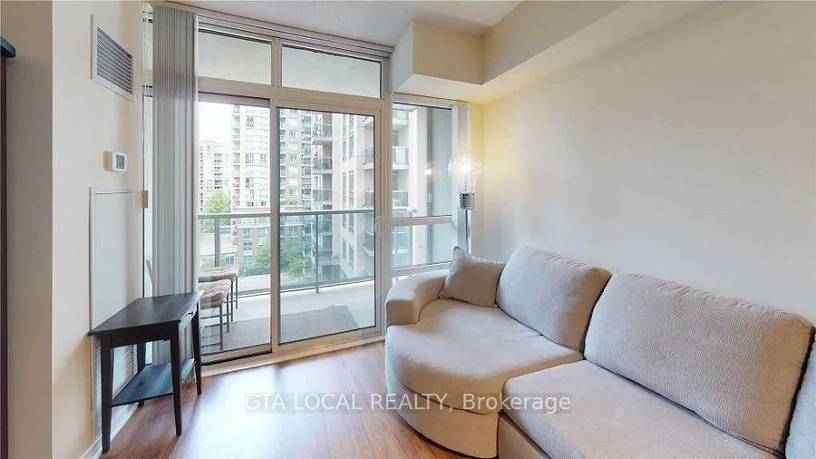 Photo 8 of Unit 701, 3 Michael Power Place, Etobicoke, Islington-City Centre West — HOMEH