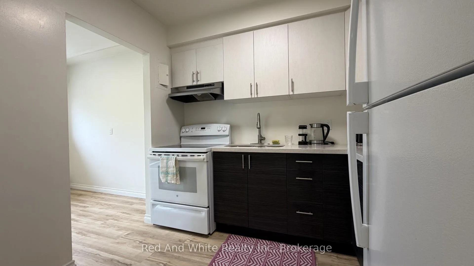 Photo 17 of 206 Indian Road, Kitchener — HOMEH