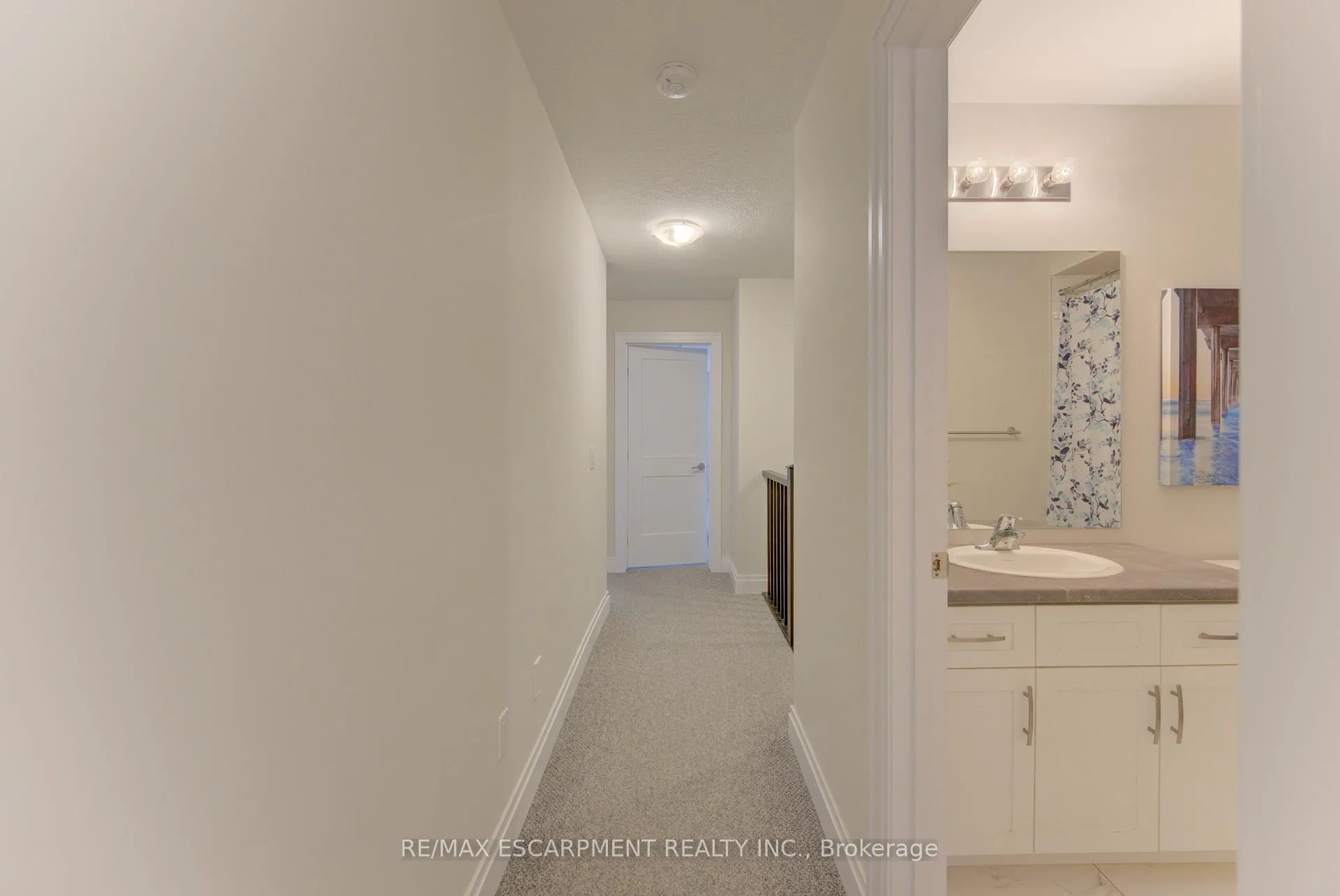 Photo 38 of 37 Great Falls Boulevard, Hamilton, Waterdown — HOMEH