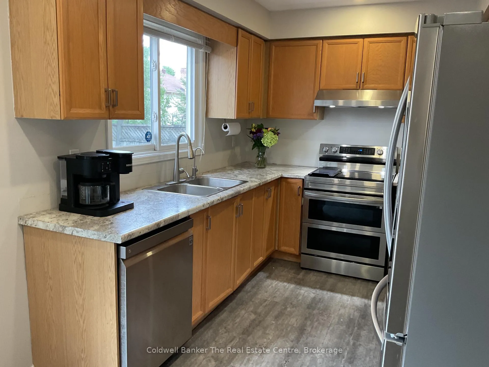 Photo 12 of 7 Brandon Crescent, Orillia — HOMEH