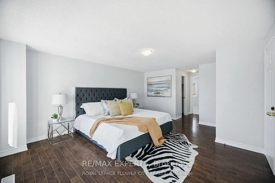 Photo 9 of 1 Donaldson Drive, Brampton, Brampton South — HOMEH