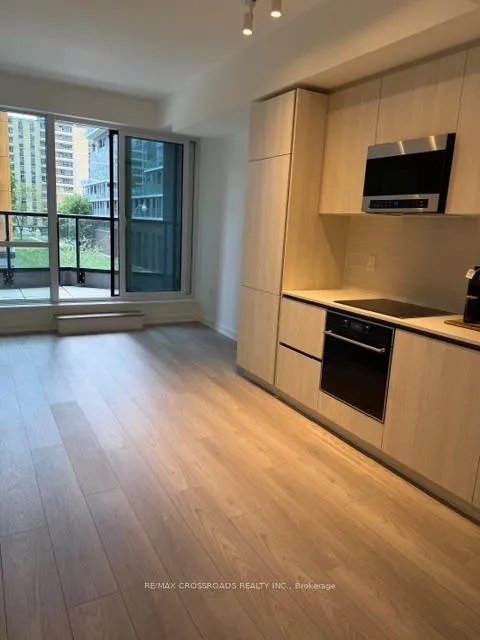Photo 5 of Unit 221, 110 Broadway Avenue, Toronto, Mount Pleasant West — HOMEH