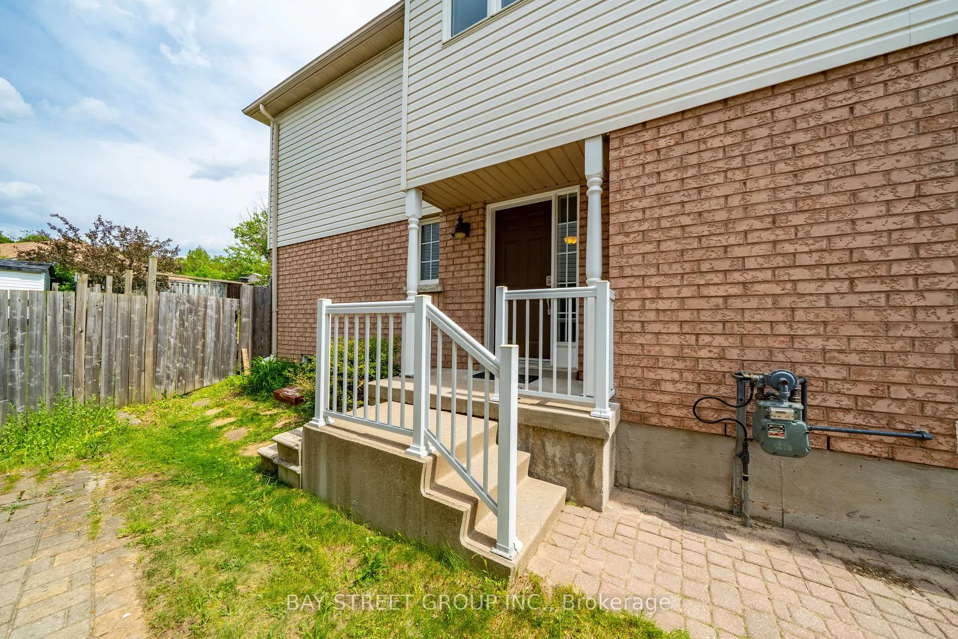 Photo 4 of 351 Ferndale Drive S, Barrie, Ardagh — HOMEH